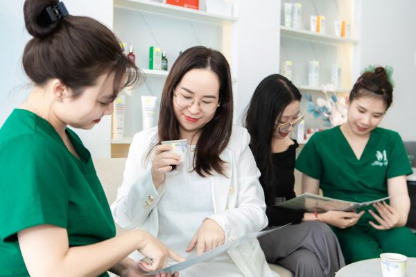 Spa phục hồi da uy tín Mây Spa Tân Phú
