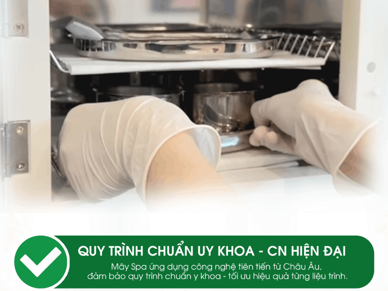 Dụng cụ được tiệt tr&ugrave;ng chuẩn y khoa