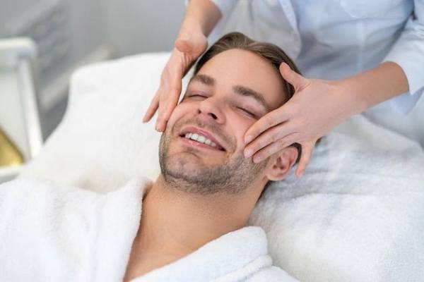 Dịch Vụ Spa Cho Nam | Trải Nghiệm Chăm Sóc Da & Thư Giãn Tại Mây Spa Tân Phú